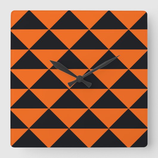 Horloge Carrée Triangles oranges et noires (Recto)