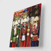 Horloge Carrée Trois Craqueurs Sages - Soldats Casse-Noix (Angle)