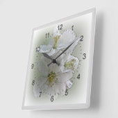 Horloge Carrée trois fleurs blanches (Angle)