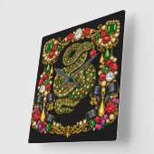 Horloge Carrée Tudor Inspired Design Scottish Scotland History  (Angle)