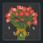 Horloge Carrée Tulipes rouges en tableau noir<br><div class="desc">Chalkboard Red Tulips Toutes les Occasion objets thématiques conçus par Umua. Imprimé et expédié par Zazzle ou ses partenaires.</div>