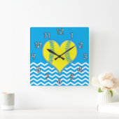 Horloge Carrée Turquoise Heart Shape Softball Clock ou YOUR COLOR (Maison)