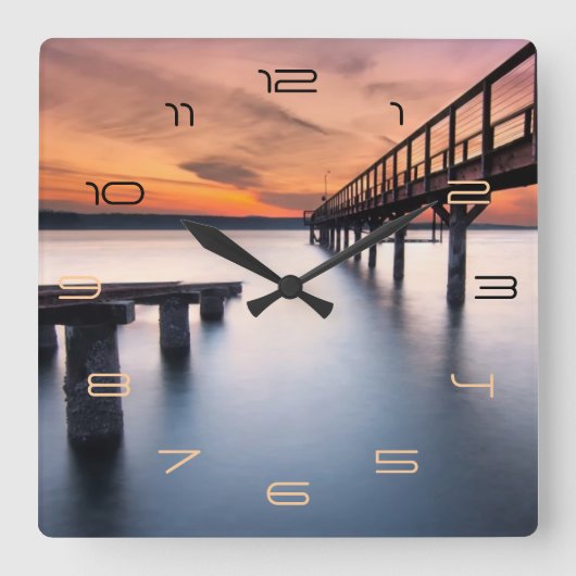 Horloge Carrée Twin spits (Recto)