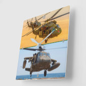 HORLOGE CARRÉE UH-60M NOIR HAWK (Angle)