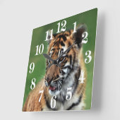 Horloge Carrée Un tigre de bébé mignon (Angle)