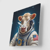Horloge Carrée Vache douce dans un Spacesuit (Angle)