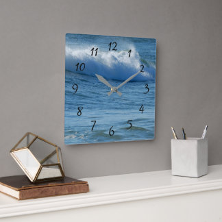 Horloge Carrée Vagues de l'océan se brisant