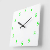 Horloge Carrée Vert citron Five o'Clock Somewhere sur fond blanc (Angle)