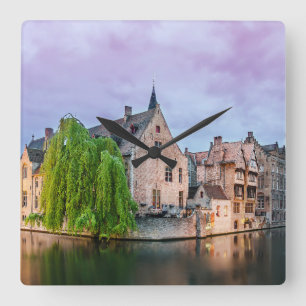 Horloge Carrée Vieille ville de Bruges et tour du Beffroi