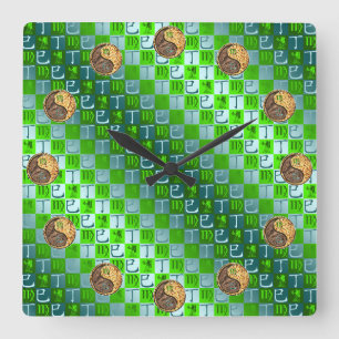 Horloge Carrée Vierge & Serpent de feu
