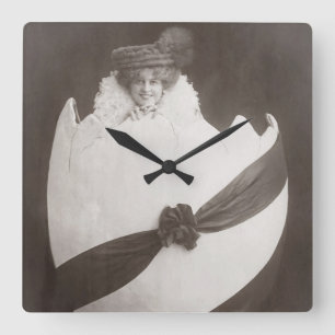 Horloge Carrée Vintage Dame aux oeufs de Pâques