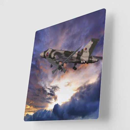 Horloge Carrée Vulcan Take Off (Angle)