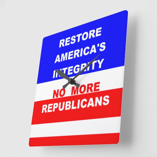 Horloge Carrée Wall Clock (Angle)