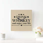 Horloge Carrée Whiskey cite d'amusants propos d'alcool (Maison)