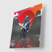 Horloge Carrée Yamaha R1 in the sunset (Angle)