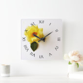 Horloge Carrée Yellow Rose On White Black Roman Number Wall Clock (Maison)