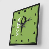 Horloge Carrée Yoga Pose Silhouette sur Arrière - plan vert (Angle)