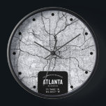 Horloge Carte de la ville d'Atlanta<br><div class="desc">Une horloge murale amusante avec une carte de rue descendante représentant la merveilleuse ville d'Atlanta,  Géorgie.</div>