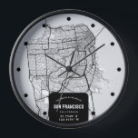 Horloge Carte de San Francisco<br><div class="desc">Une horloge murale amusante avec une carte de rue descendante représentant la merveilleuse ville de San Francisco,  en Californie.</div>