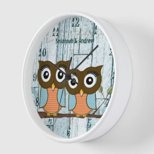 Horloge Chouettes Inséparables en bois d'Aqua Rustique per