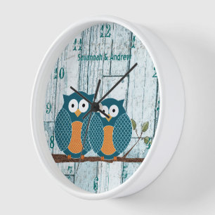 Horloge Chouettes Inséparables en bois d'Aqua Rustique per