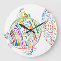 Horloge colorée du mur de poissons