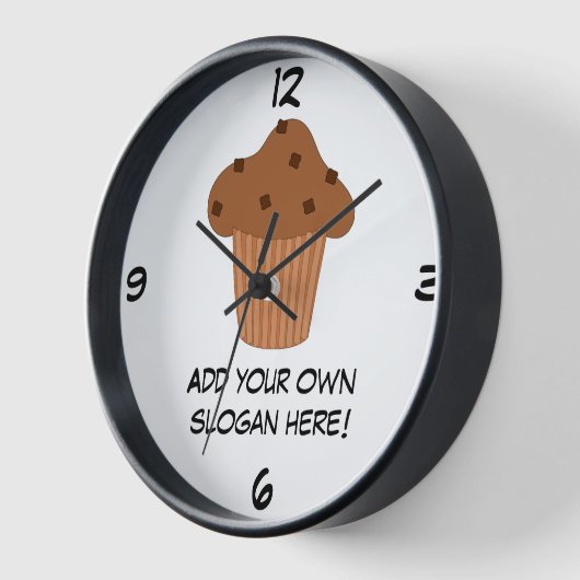 Horloge Customiser ce graphique Choc Chip Muffin (Angle)