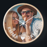 Horloge Cute Love Heart Photo Couples Noms personnalisés<br><div class="desc">Cute Love Heart Photo Couples Noms Personnalisés Les horloges présentent votre photo préférée avec un coeur d'amour et personnalisées avec vos noms dans un script blanc moderne. Personnalisez en modifiant le texte dans la zone de texte fournie et en ajoutant votre propre image. Cadeaux parfaits pour les couples, copine, femme,...</div>