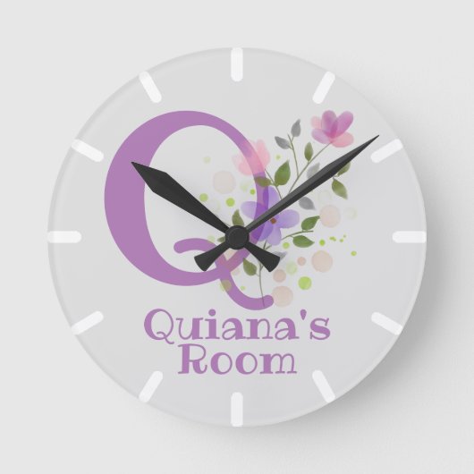 Horloge dans un design floral avec nom et initiale (Recto)