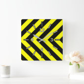 Horloge de Carré Motif noir et jaune semblable à C (Maison)