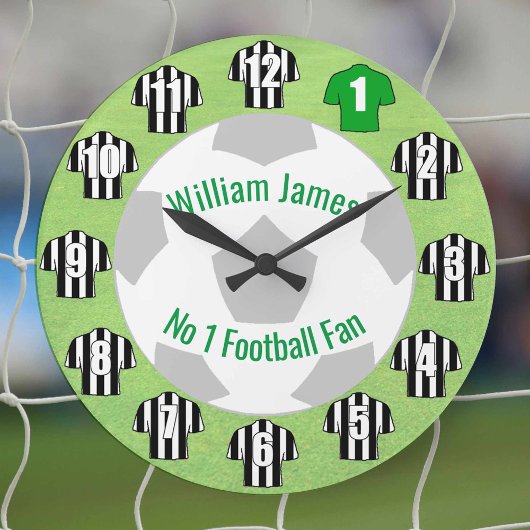 Horloge de football - Chemises noires et blanches