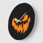 Horloge d'Halloween avec un visage horrible (Angle)
