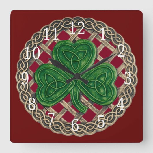 Horloge Du Carré Shamrock Rouge Et Noeuds Celtique (Recto)