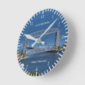 Horloge du pont de levage aérien de Duluth (Angle)