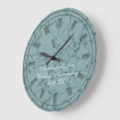 Horloge élégante sarcelle à faux marbre pour maria (Angle)