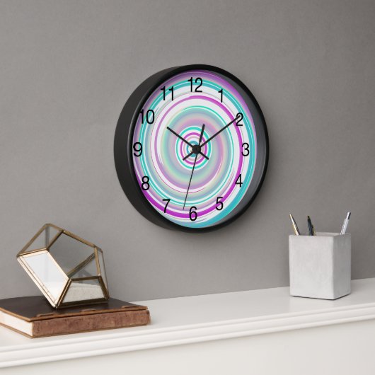 Horloge Flèche colorée avec chiffres noirs (Bureau)