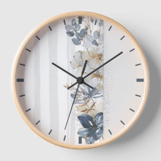 Horloge Fleurs aquarelles féminines sur fond rayé