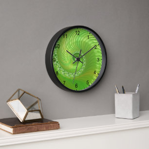 Horloge Fractale en spirale verte abstraite