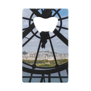 Horloge géante en verre au Musée d'Orsay - Paris