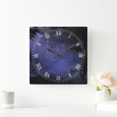 Horloge hantée de chiffres romains de carré de (Maison)