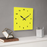 Horloge jaune noire Couleurs personnalisées person<br><div class="desc">Couleurs et polices personnalisées - Concevez vos propres horloges Jaunes personnalisées - ou Choisissez / ajoutez votre arrière - plan favori et les couleurs / polices / taille ! Bonne chance - Soyez heureux :) Par MIGNED</div>