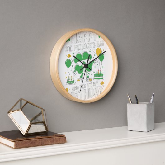 Horloge Joyeux anniversaire du Jour de la Saint Patrick (Bureau)