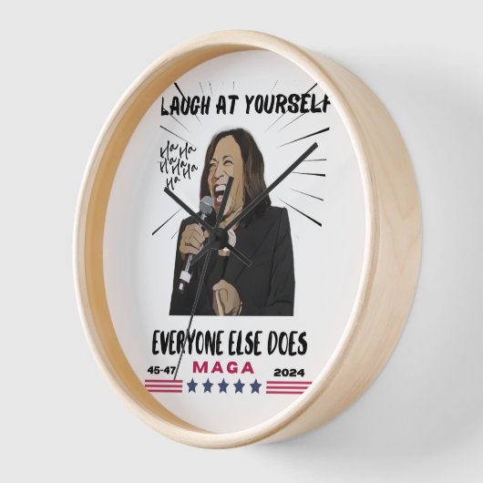 Horloge Kamala Harris, Cadre en bois naturel rond  (Angle)