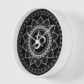 Horloge Mandala Om noir (Angle)