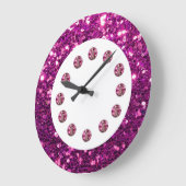 Horloge mauve du mur de brassage des bijoux (Angle)