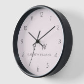 Horloge Monogramme minimaliste rose vif (Angle)