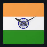 Horloge murale avec drapeau de l'Inde<br><div class="desc">Gardez du temps avec fierté et élégance grâce à cette magnifique horloge murale ornée du drapeau de l'Inde ! Célébrez le riche patrimoine et la diversité culturelle de l'Inde avec cette magnifique horloge murale, avec l'emblématique drapeau tricolore : safran, blanc et vert, avec l'Ashoka Chakra en bleu marine au centre....</div>