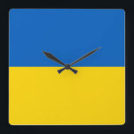Horloge murale avec drapeau d'Ukraine<br><div class="desc">Ajoutez une touche distinctive à votre maison ou bureau avec notre horloge murale exclusive avec le drapeau de l'Ukraine! Réalisée avec une attention minutieuse aux détails, cette horloge murale est plus qu’un simple élément fonctionnel, c’est une expression vivante de la fierté et du patrimoine ukrainiens. Le design accrocheur met en...</div>