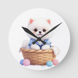 Horloge murale avec un chiot mignon dans un panier