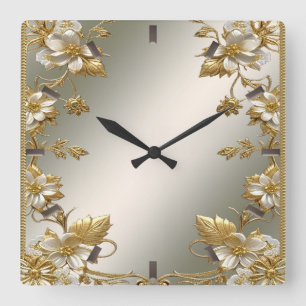 Horloge murale blanche en or orné